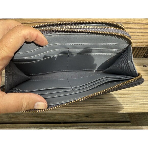 A NEW DAY GREY DOUBLE ZIP AROUND PEBBLE FAUX LEATHER WALLET WRISTLET - Picture 4 of 9